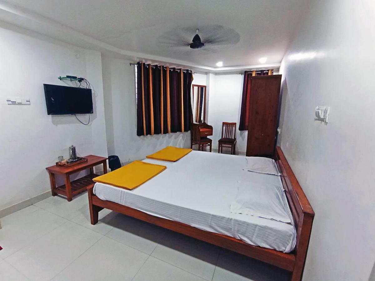 Staymaker Shri Shakti Residency ฮูบลิ ภายนอก รูปภาพ