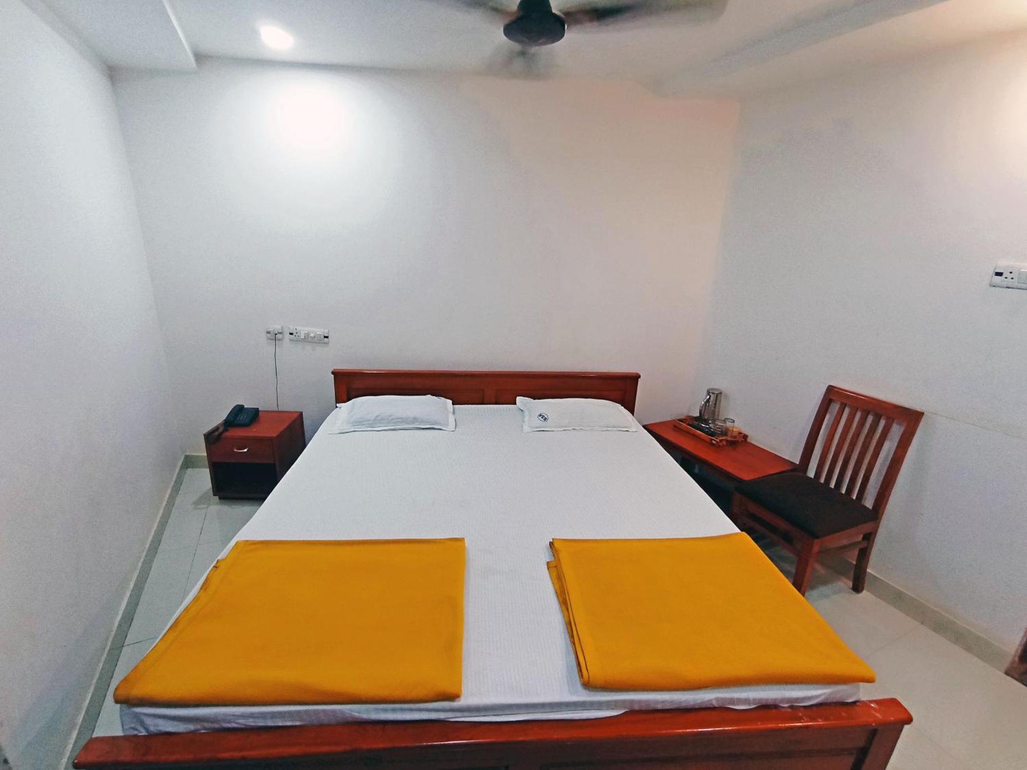 Staymaker Shri Shakti Residency ฮูบลิ ภายนอก รูปภาพ